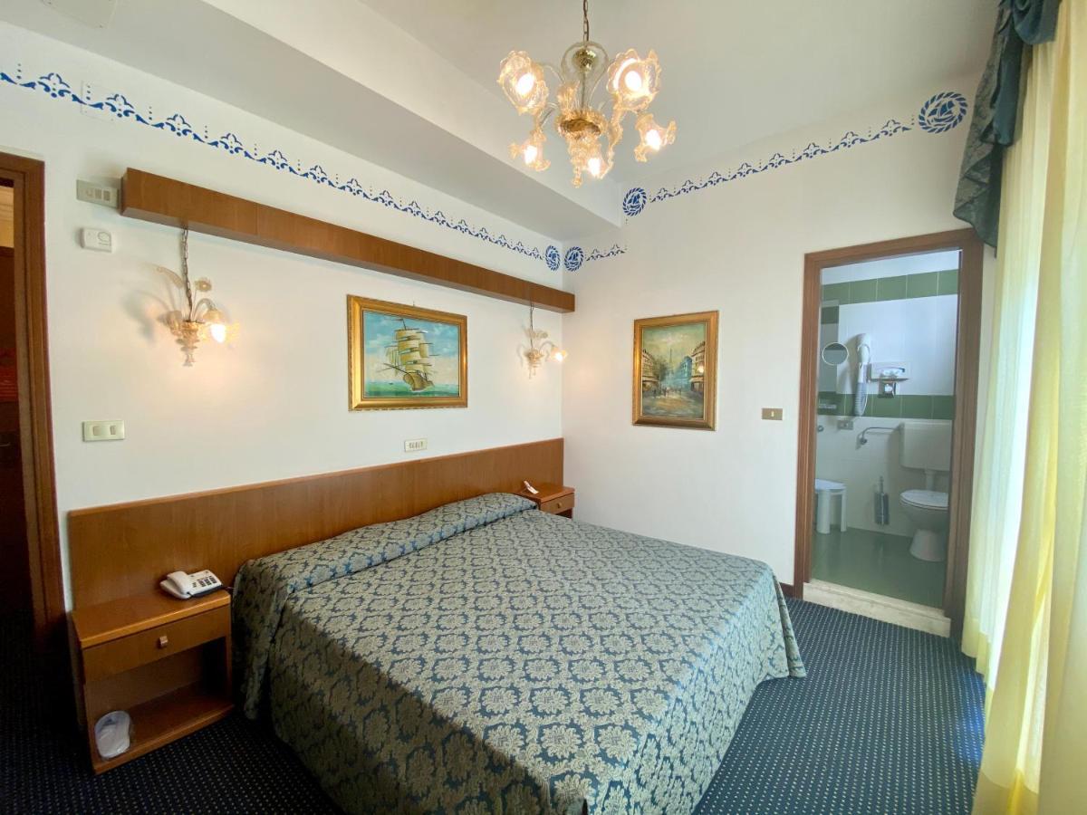 Hotel Florida ليدو دي يسولو المظهر الخارجي الصورة