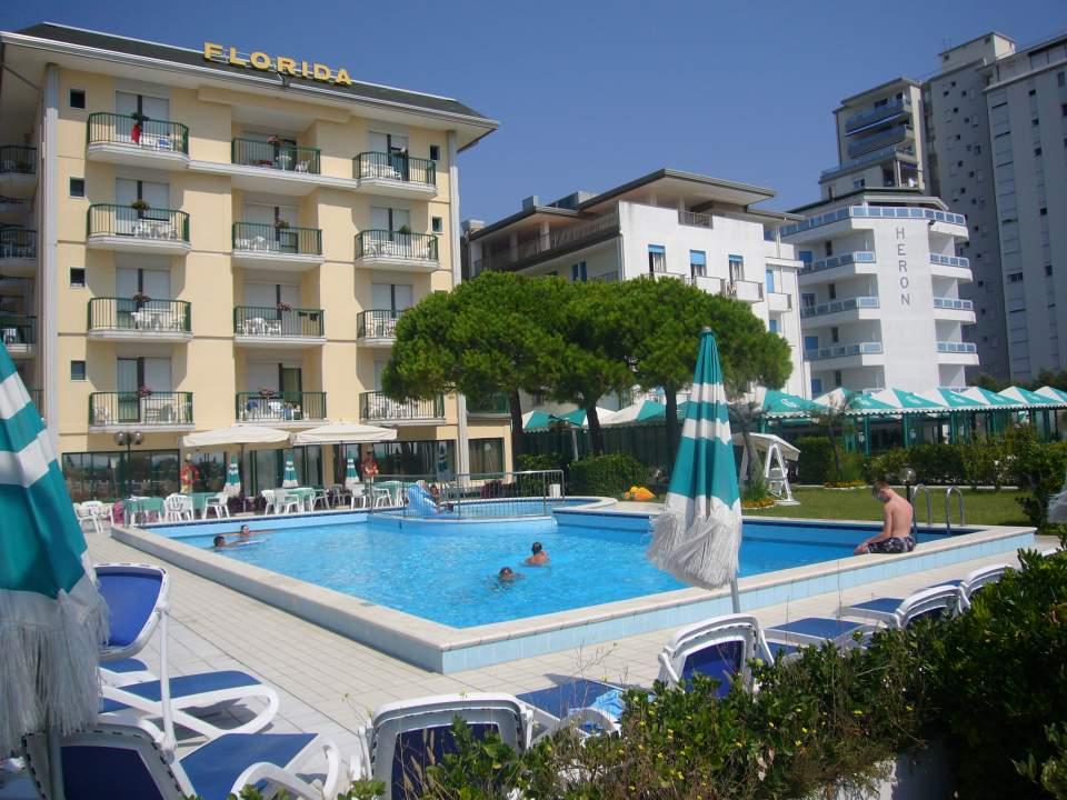 Hotel Florida ليدو دي يسولو المظهر الخارجي الصورة