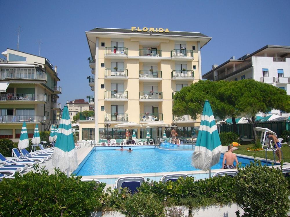 Hotel Florida ليدو دي يسولو المظهر الخارجي الصورة