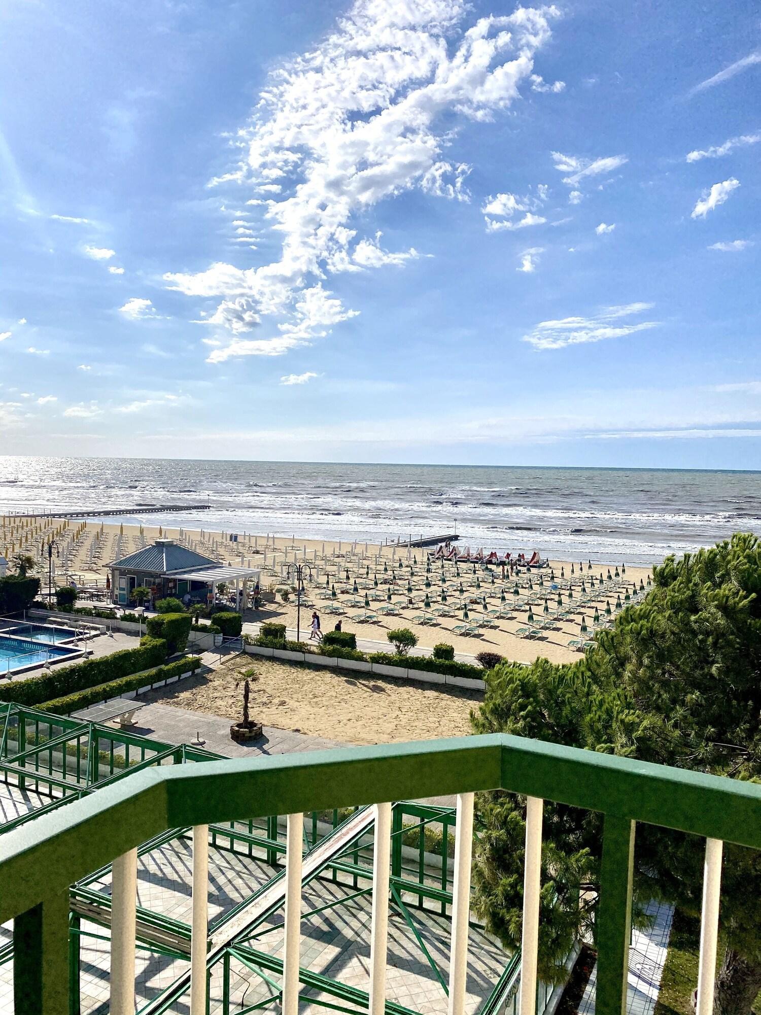 Hotel Florida ليدو دي يسولو المظهر الخارجي الصورة
