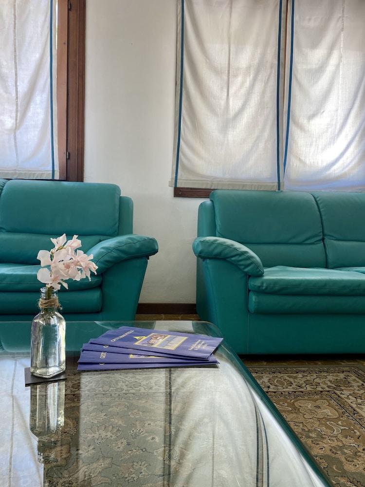 Hotel Florida ليدو دي يسولو المظهر الخارجي الصورة