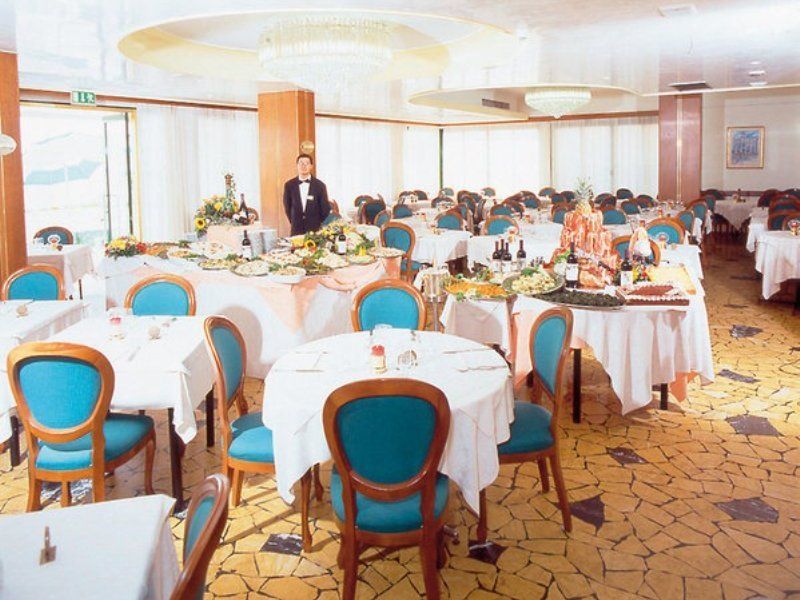 Hotel Florida ليدو دي يسولو المظهر الخارجي الصورة